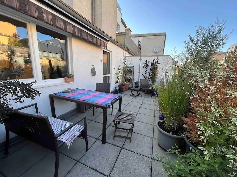 Gemuetliche Dachterrassen Whg Apartment Vienna