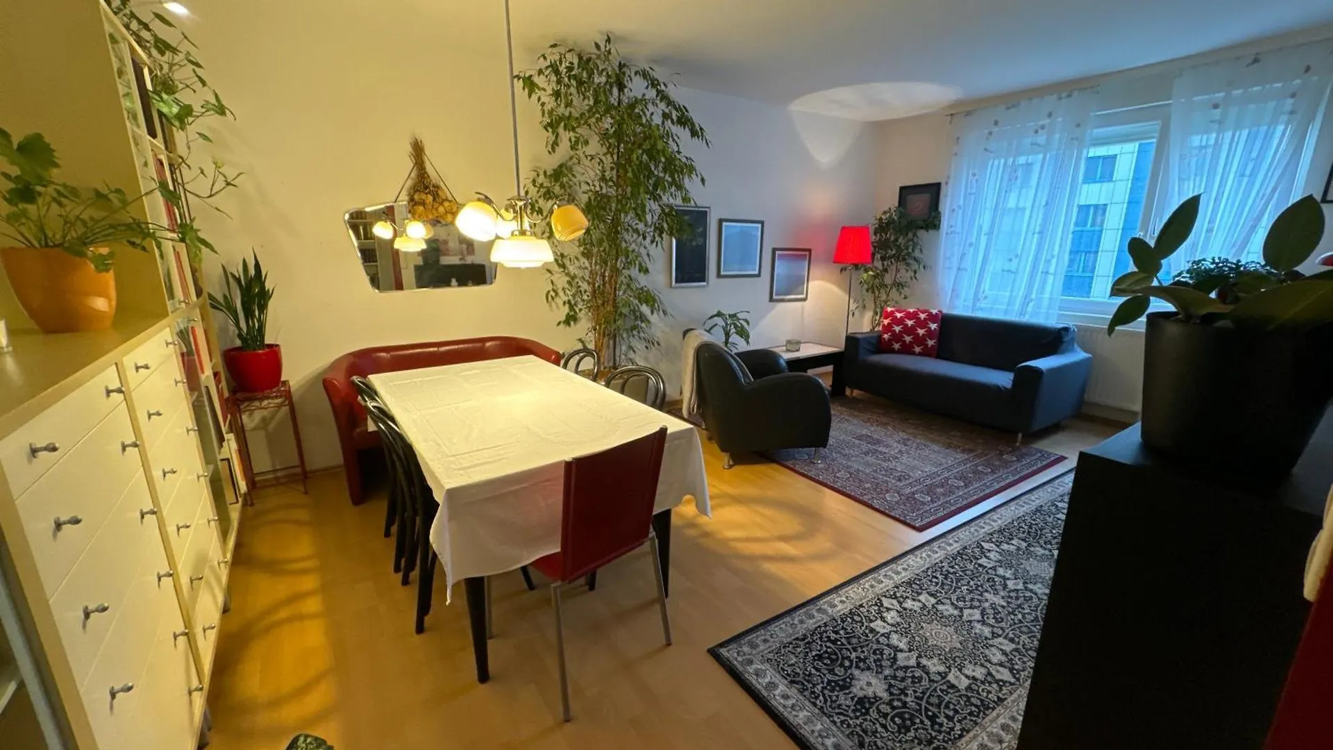 Gemuetliche Dachterrassen Whg Apartment Vienna Austria